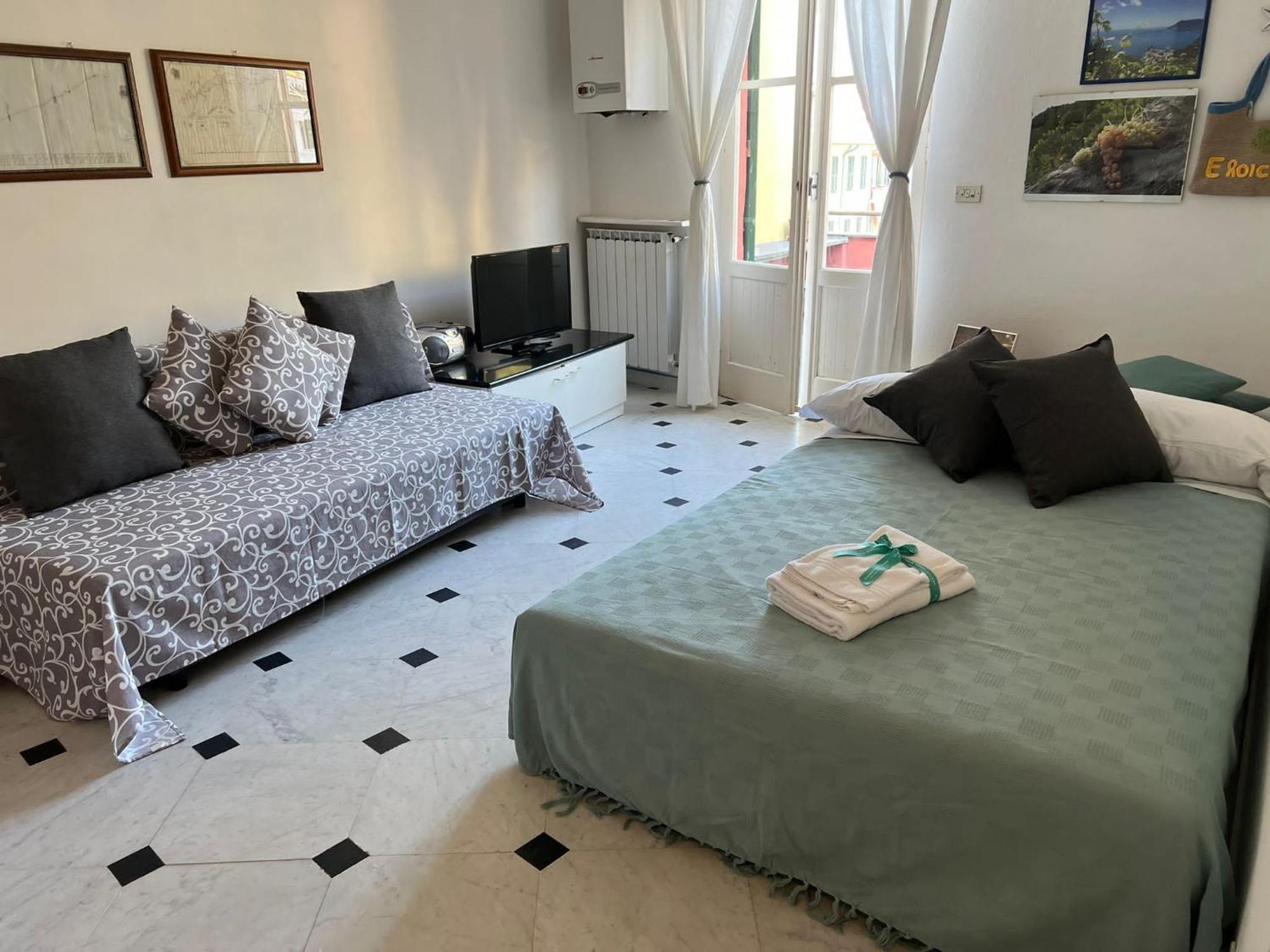 אפרטהוטל ורנאצה La Casa Di Eroico Vino מראה חיצוני תמונה